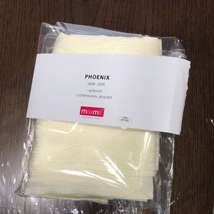 Phoenix table cloth and clear plastic cover